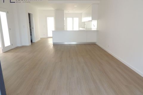 Villa i Amadora, Lisbon, Amadora - € 725.000 | Ref: YL1001 (2) - foto 2