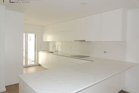 Villa i Amadora, Lisbon, Amadora - € 725.000 | Ref: YL1001 (2) - foto 3