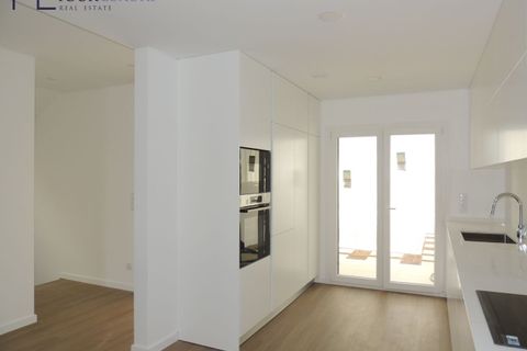 Villa i Amadora, Lisbon, Amadora - € 725.000 | Ref: YL1001 (2) - foto 4