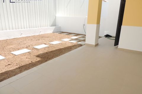 Villa i Amadora, Lisbon, Amadora - € 725.000 | Ref: YL1001 (2) - foto 17