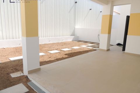 Villa i Amadora, Lisbon, Amadora - € 725.000 | Ref: YL1001 (2) - foto 18