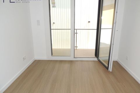 Villa i Amadora, Lisbon, Amadora - € 725.000 | Ref: YL1001 (2) - foto 32