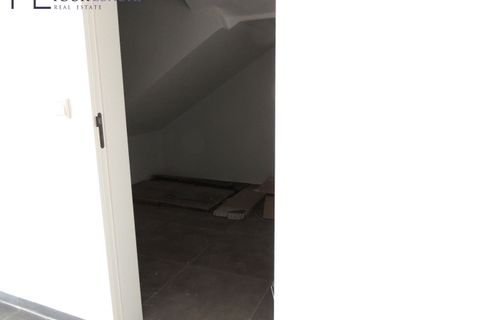 Villa i Amadora, Lisbon, Amadora - € 725.000 | Ref: YL1001 (2) - foto 50