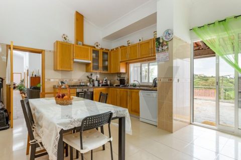 Villa i Alenquer, Lisbon, Alenquer - € 475.000 | Ref: KWPT-032520 - foto 9