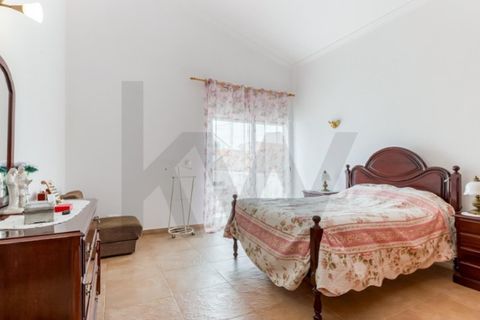 Villa i Alenquer, Lisbon, Alenquer - € 475.000 | Ref: KWPT-032520 - foto 15