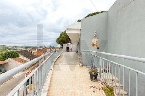Villa i Alenquer, Lisbon, Alenquer - € 475.000 | Ref: KWPT-032520 - foto 22