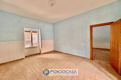 Leilighet i Aversa, Caserta, Aversa - € 100 000 | Ref: AVERSA - VIA FOSCOLO - foto 11