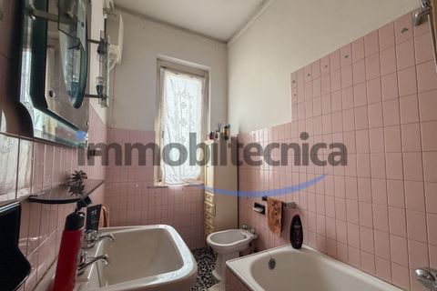 Villa i Arezzo, Arezzo, Arezzo - € 150.000 | Ref: V0218MG - foto 11