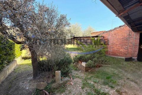 Villa i Arezzo, Arezzo, Arezzo - € 150.000 | Ref: V0218MG - foto 14
