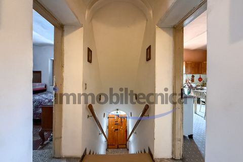 Villa i Arezzo, Arezzo, Arezzo - € 150.000 | Ref: V0218MG - foto 17