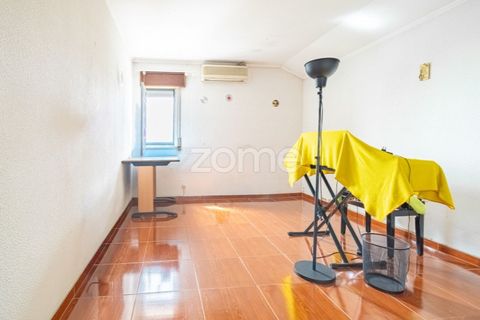 Villa a Camarate, Lisbon, Camarate - € 640.000 | Ref: ZMPT588586 - foto 41