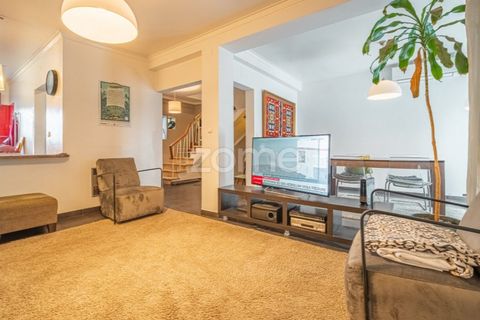 Villa en Sintra, Lisbon, Sintra - € 600.000 | Ref: ZMPT588525 - photo 2