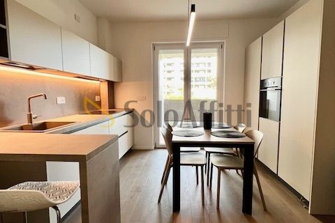 Apartament a Bari, Bari, Bari - € 1.100/mes | Ref: AA2556 - foto 3