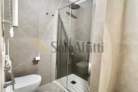 Apartament a Bari, Bari, Bari - € 1.100/mes | Ref: AA2556 - foto 16