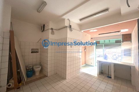 Erhvervsejendom i Naples, Naples, Naples - € 125.000 | Ref: vomero.b - foto 11