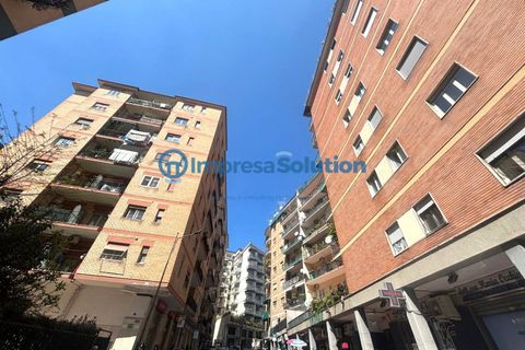 Garage i Naples, Naples, Naples - € 120.000 | Ref: vomero.d - foto 5