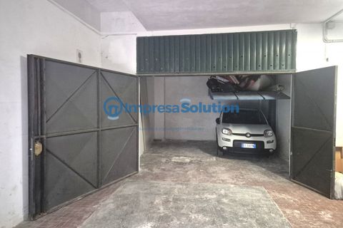 Garage i Naples, Naples, Naples - € 120.000 | Ref: vomero.d - foto 7