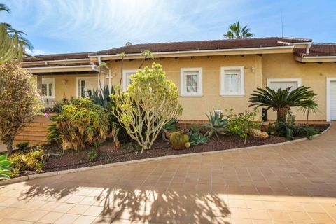 Villa i Cabo Roig, Alicante, Cabo Roig - € 1.550.000 | Ref: COL-18590 - foto 44