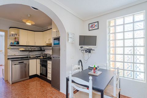 Villa i Punta Prima, Alicante, Punta Prima - € 235.000 | Ref: C-58082 - foto 21