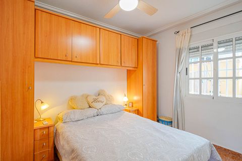 Villa i Punta Prima, Alicante, Punta Prima - € 235.000 | Ref: C-58082 - foto 29