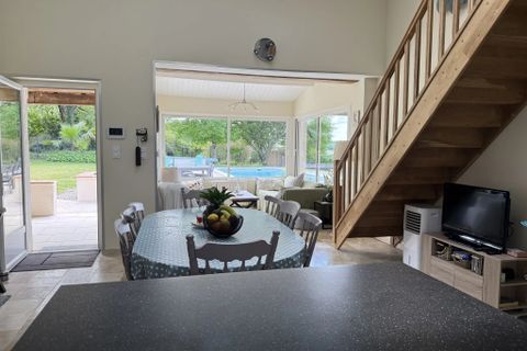 Villa a Pérignac, Charente, Pérignac - € 349.800 | Ref: BVI84733 - foto 7