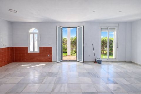 Villa a La Duquesa, Malaga, La Duquesa - € 275.000 | Ref: MLSC5666175 - foto 5