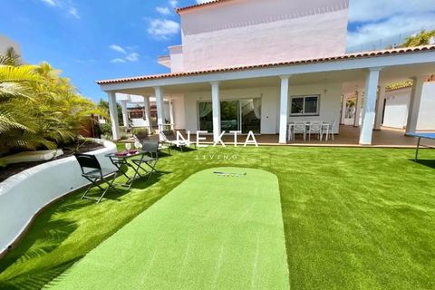 Rækkehus i Adeje, Tenerife, Adeje - € 1.300.000 | Ref: 1126 - foto 2