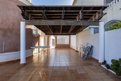 Villa i Torrevieja, Alicante, Torrevieja - € 330.000 | Ref: 174-240-11-591 - foto 33