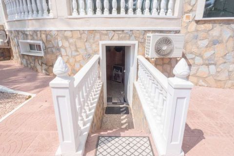 Villa a Ciudad Quesada, Alicante, Ciudad Quesada - € 845.000 | Ref: 16-512-11-988 - foto 23