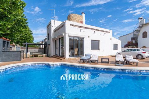Villa i Empuriabrava, Gerona - foto 2
