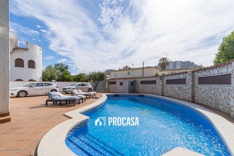 Villa a Empuriabrava, Gerona, Empuriabrava - € 595.000 | Ref: 4275 - foto 35
