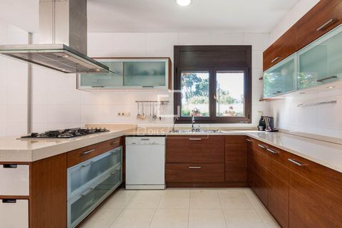 Villa a Valldoreix, Barcelona, Valldoreix - € 1.890.000 | Ref: STC66635 - foto 26
