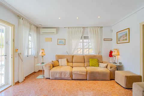 Villa i Punta Prima, Alicante, Punta Prima - € 235.000 | Ref: 13790 - foto 11
