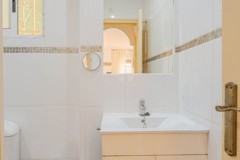 Villa i Punta Prima, Alicante, Punta Prima - € 235.000 | Ref: 13790 - foto 25