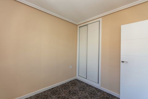 Stadthaus in Punta Prima, Alicante, Punta Prima - € 179.000 | Ref: 13793 - Foto 16