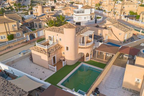 Villa a Almoradi, Alicante, Almoradi - € 385.000 | Ref: MLSC43633/13477 - foto 2
