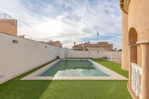 Villa a Almoradi, Alicante, Almoradi - € 385.000 | Ref: MLSC43633/13477 - foto 39