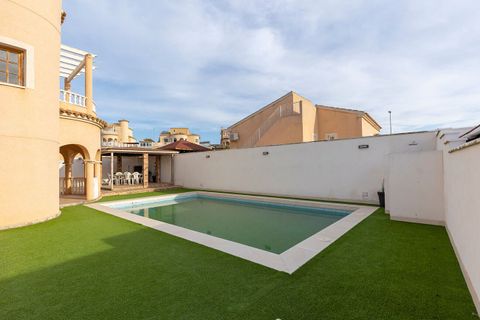 Villa a Almoradi, Alicante, Almoradi - € 385.000 | Ref: MLSC43633/13477 - foto 42