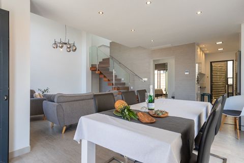 Villa i Rojales, Alicante, Rojales - € 389.000 | Ref: MLSC2211134/13477 - foto 13