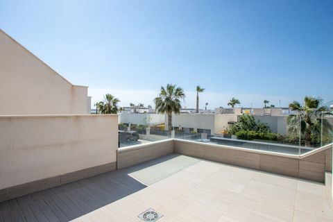 Villa i Rojales, Alicante, Rojales - € 389.000 | Ref: MLSC2211134/13477 - foto 35
