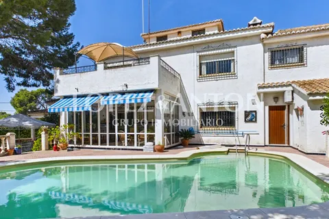 Villa a Paterna, Valencia, Paterna - € 890.000 | Ref: V-C807G - foto 4