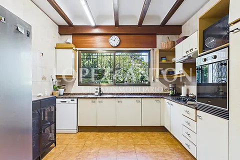 Villa a Paterna, Valencia, Paterna - € 890.000 | Ref: V-C807G - foto 8