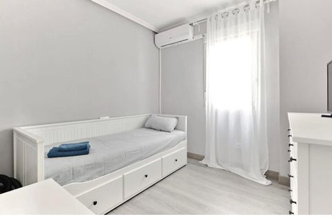 Leilighet i Torrevieja, Alicante, Torrevieja - € 229 900 | Ref: MLSC2884396/13477 - foto 2