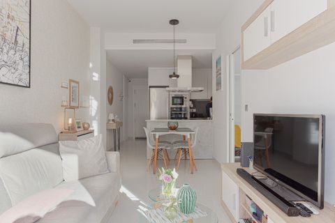 Leilighet i Torrevieja, Alicante, Torrevieja - € 175 000 | Ref: MLSC8862503/13477 - foto 2