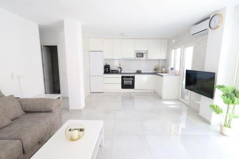 Lejlighed i Torrevieja, Alicante, Torrevieja - € 239.000 | Ref: MLSC5268994/13477 - foto 1