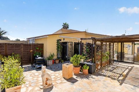 Haus in Torrevieja, Alicante, Torrevieja - € 525.000 | Ref: MLSC2306282/13477 - Foto 1
