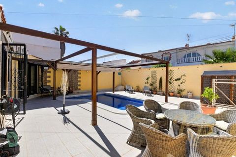 Haus in Torrevieja, Alicante, Torrevieja - € 525.000 | Ref: MLSC2306282/13477 - Foto 3