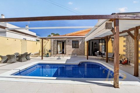 Haus in Torrevieja, Alicante, Torrevieja - € 525.000 | Ref: MLSC2306282/13477 - Foto 4