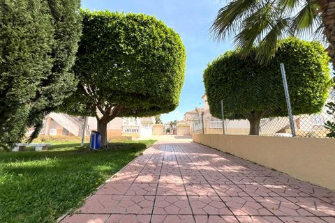 Bungalou a Torrevieja, Alicante, Torrevieja - € 180.000 | Ref: MLSC3727505/13477 - foto 2