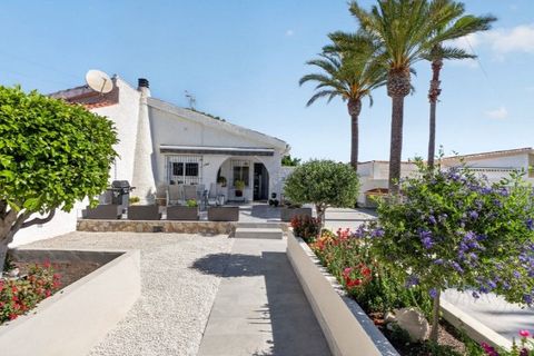 Villa i Torrevieja, Alicante, Torrevieja - € 399.000 | Ref: MLSC7391097/13477 - foto 2